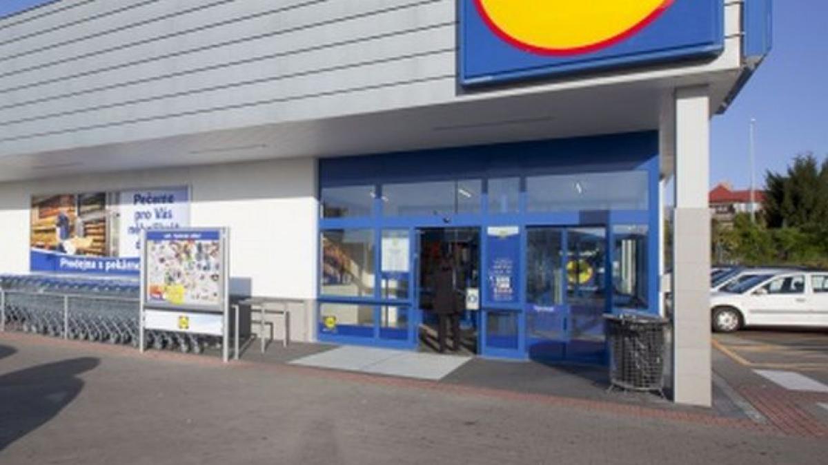 un mare lant de magazine din romania face angajari in mai multe orase