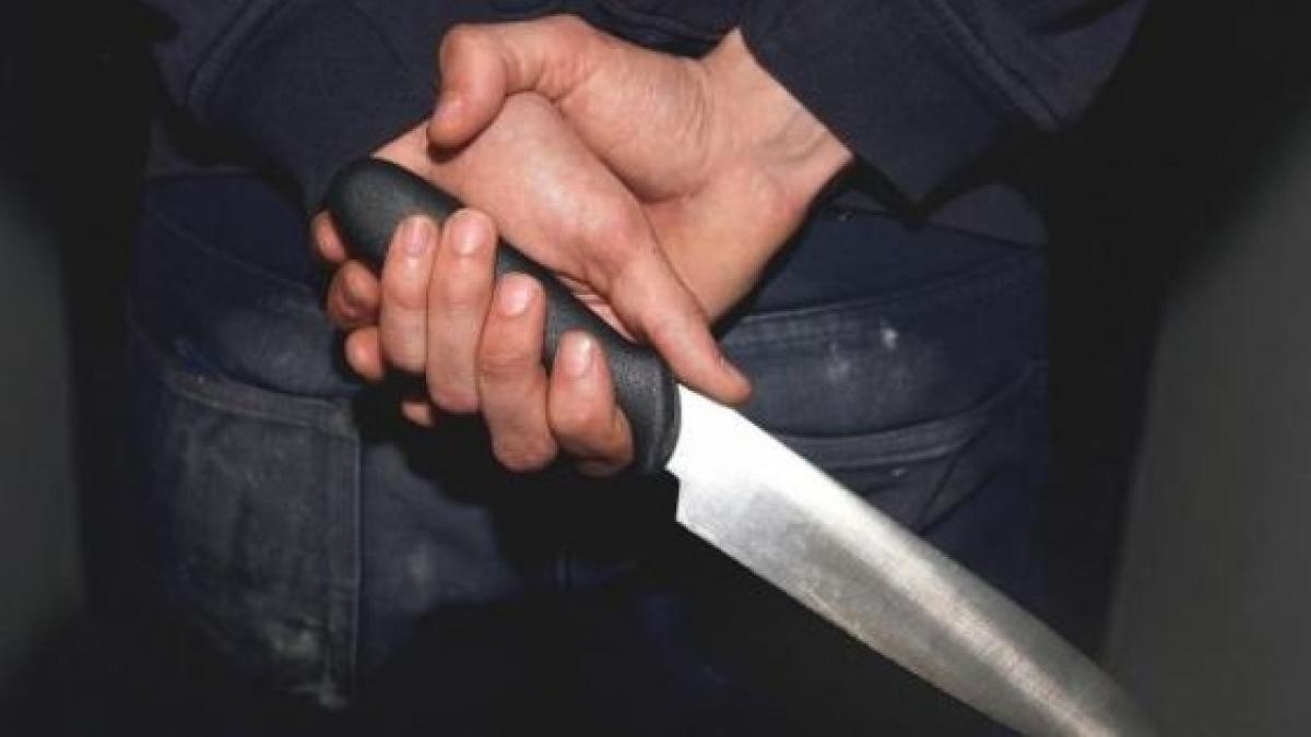 tanara mutilata pe viata de fostul concubin