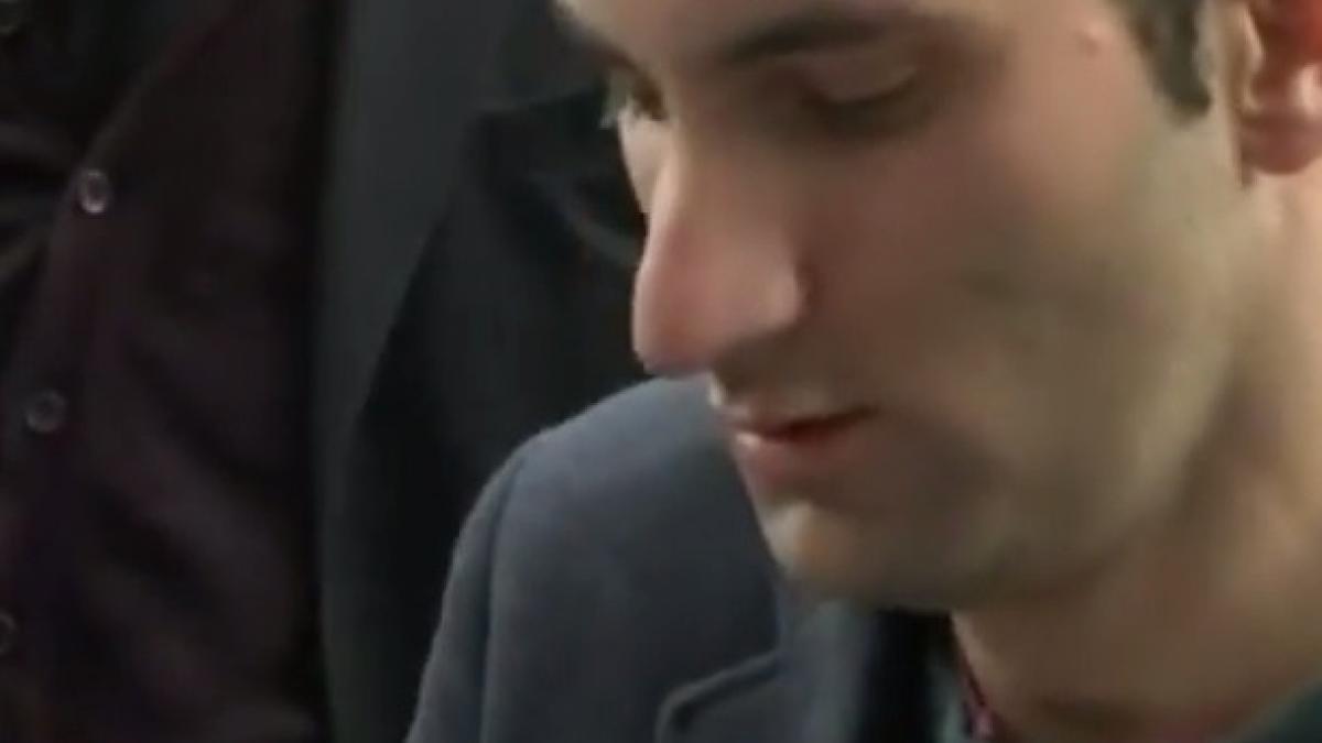 ce a facut un pianist in fata clubului din paris in care au murit peste 100 de oameni