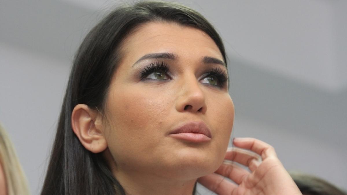 ce s a intamplat cu paznicul care a spart apartamentul elenei basescu