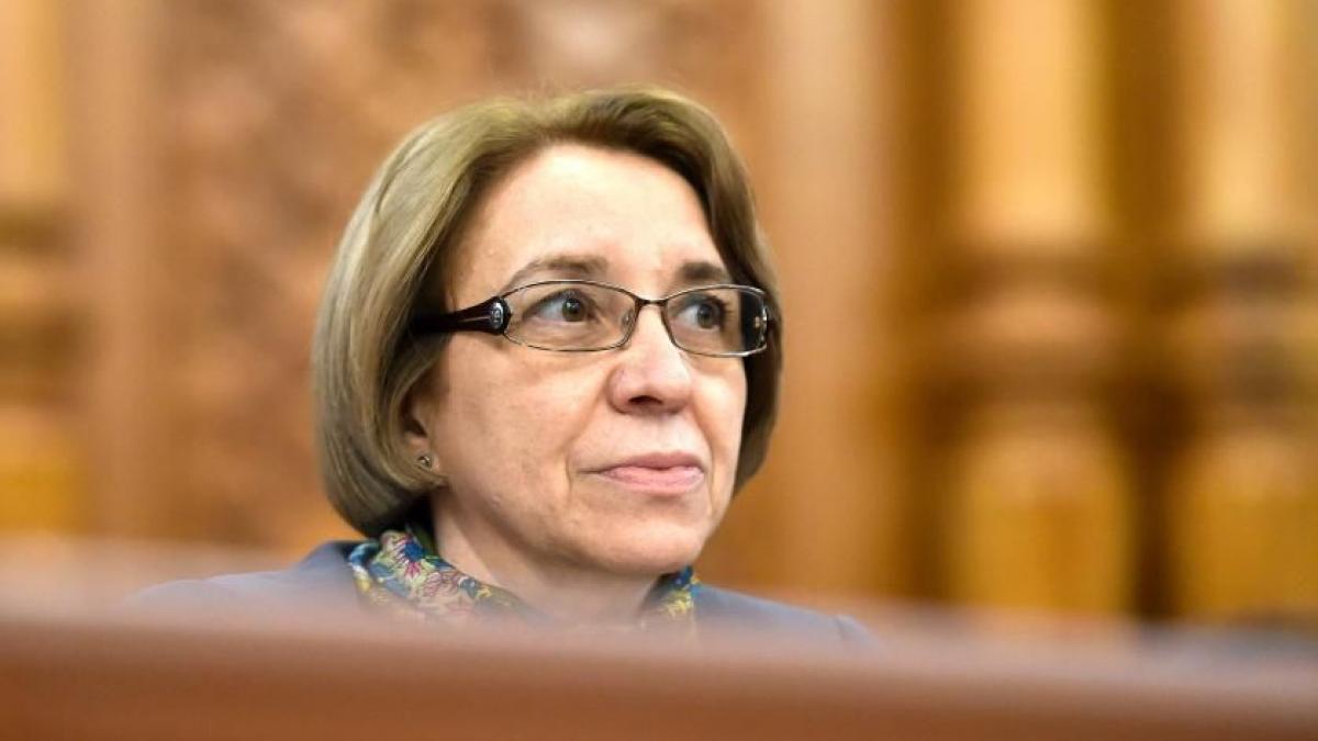 cristina guseth audieri comisii