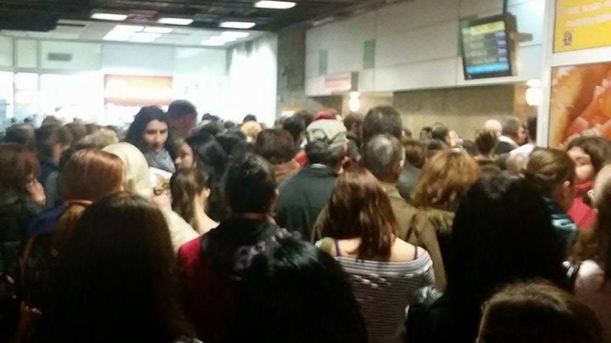alerta la metroul din bucuresti circulatia a fost oprita