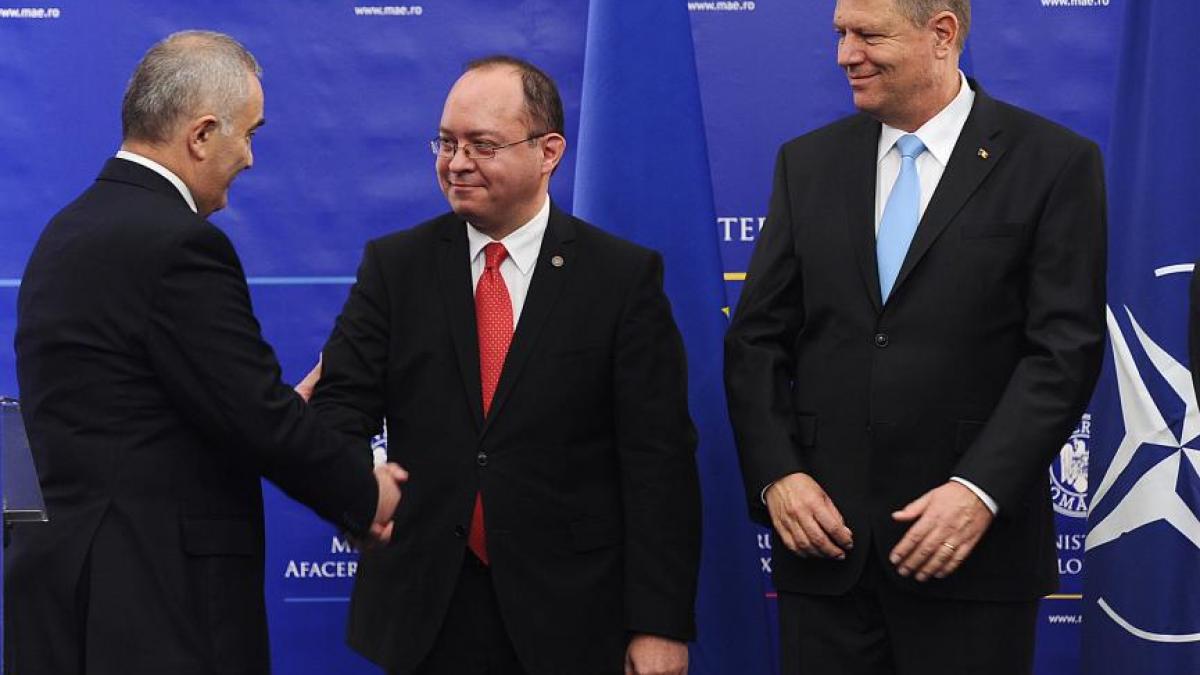 bogdan aurescu elogiat de noul ministru de externe la preluarea mandatului