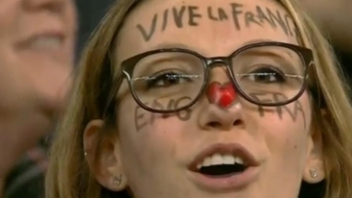 imagini minunate de la amicalul anglia franta marseilleza cantata de toata lumea pe wembley