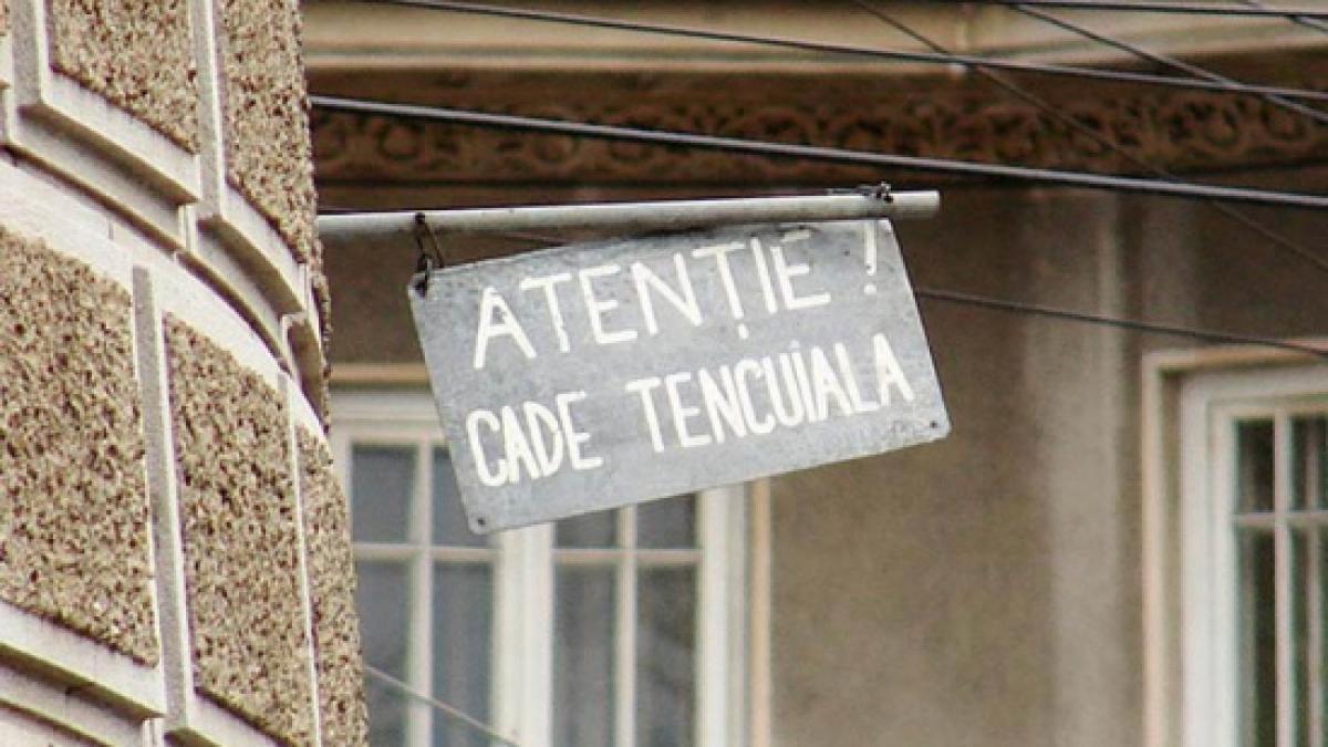 klaus iohannis a promulgat legea care da peste cap afacerile patronilor de cluburi si restaurante