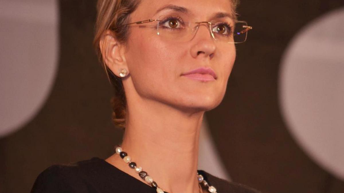 razboi total in parlament alina gorghiu ataca dur psd