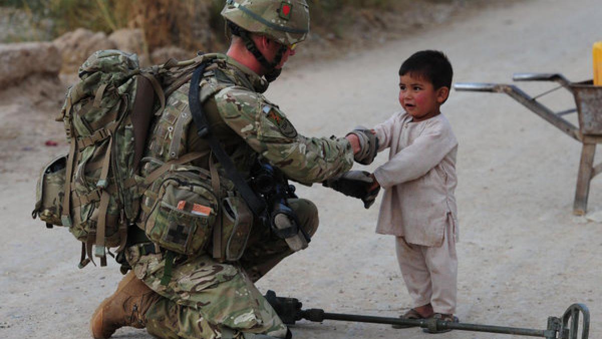 si a anuntat parintii ca se intoarce din vietnam cu un prieten infirm ce s a intamplat cu soldatul