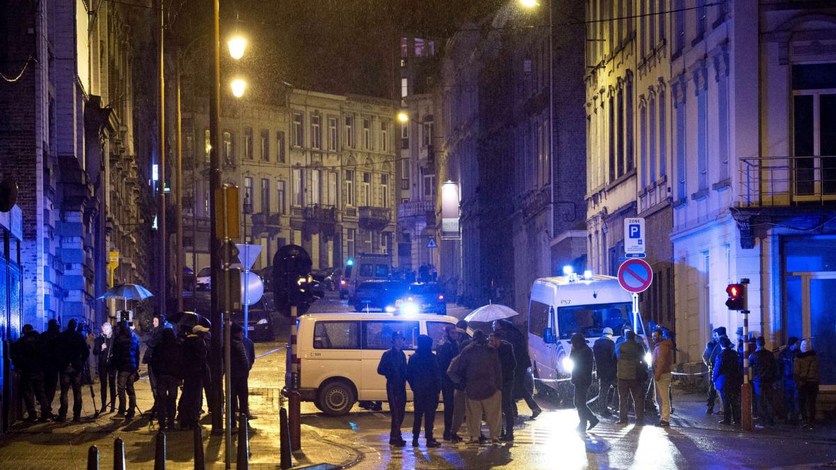 asistent medical paris terorist sinucigas