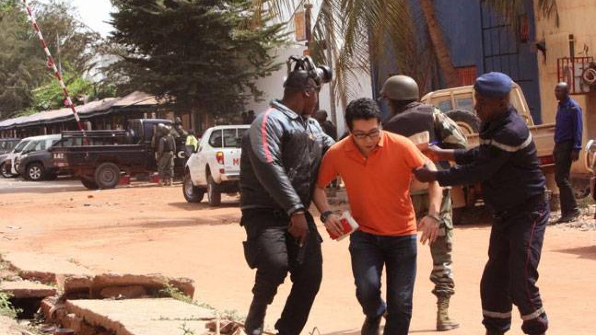 cetateni straini morti atac mali