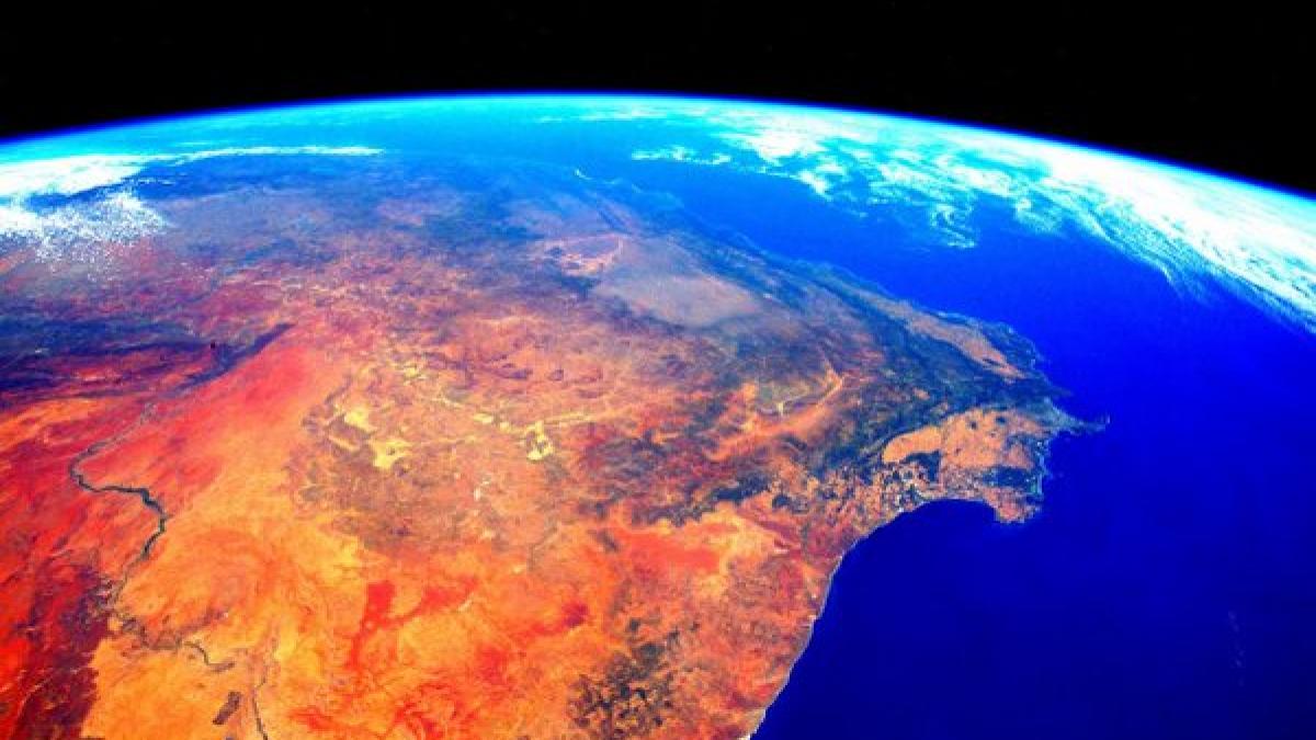 efecte furtuni cosmice