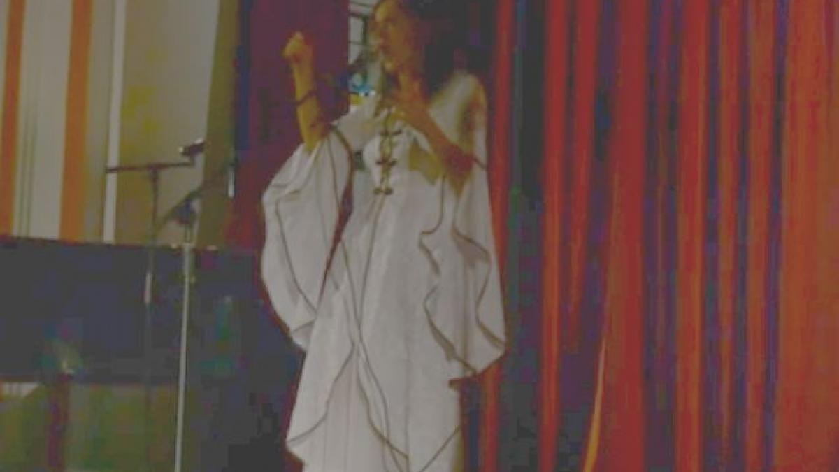 sotia lui dacian ciolos are un talent incredibil