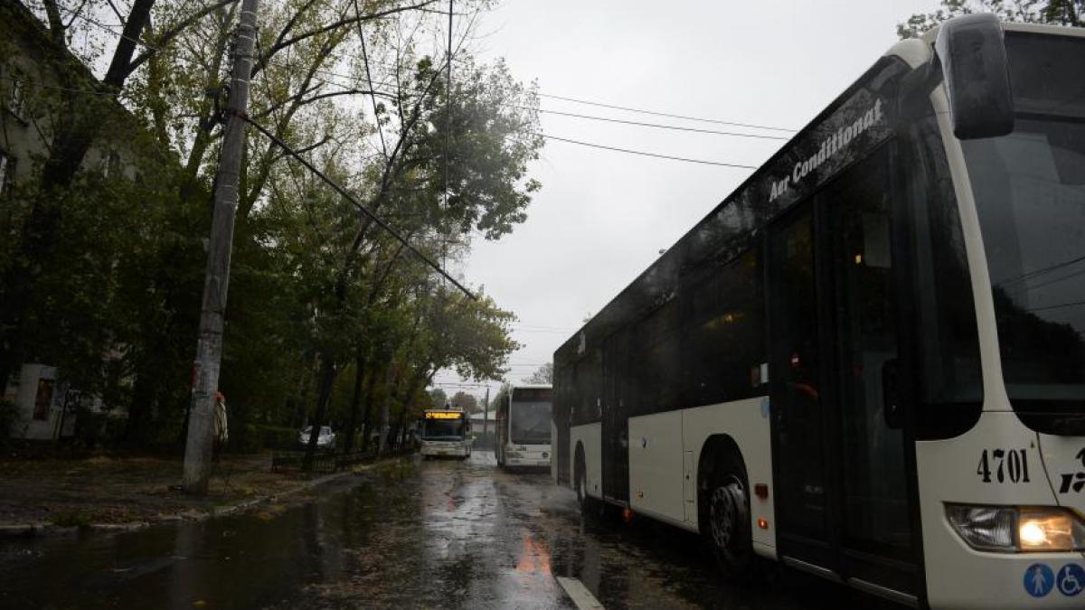 doua statii ratb din capitala vor purta numele colectiv
