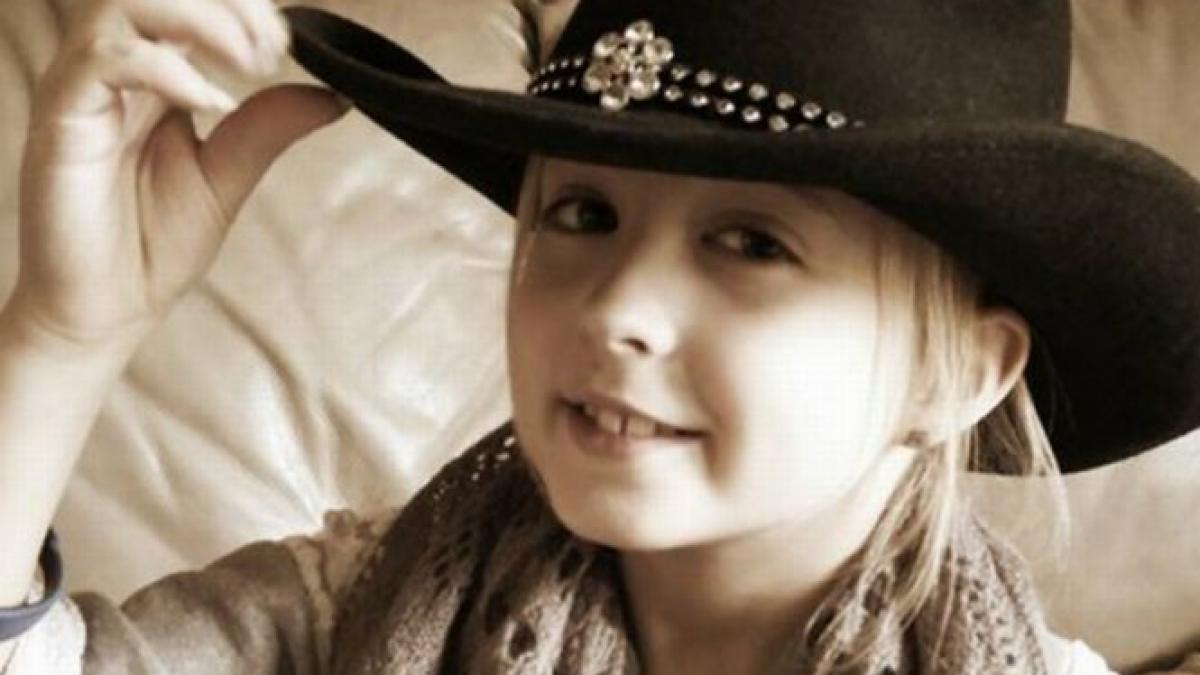 fetita ducea o viata normala pana cand a descoperit o umflatura pe piept medicii au fost socati de