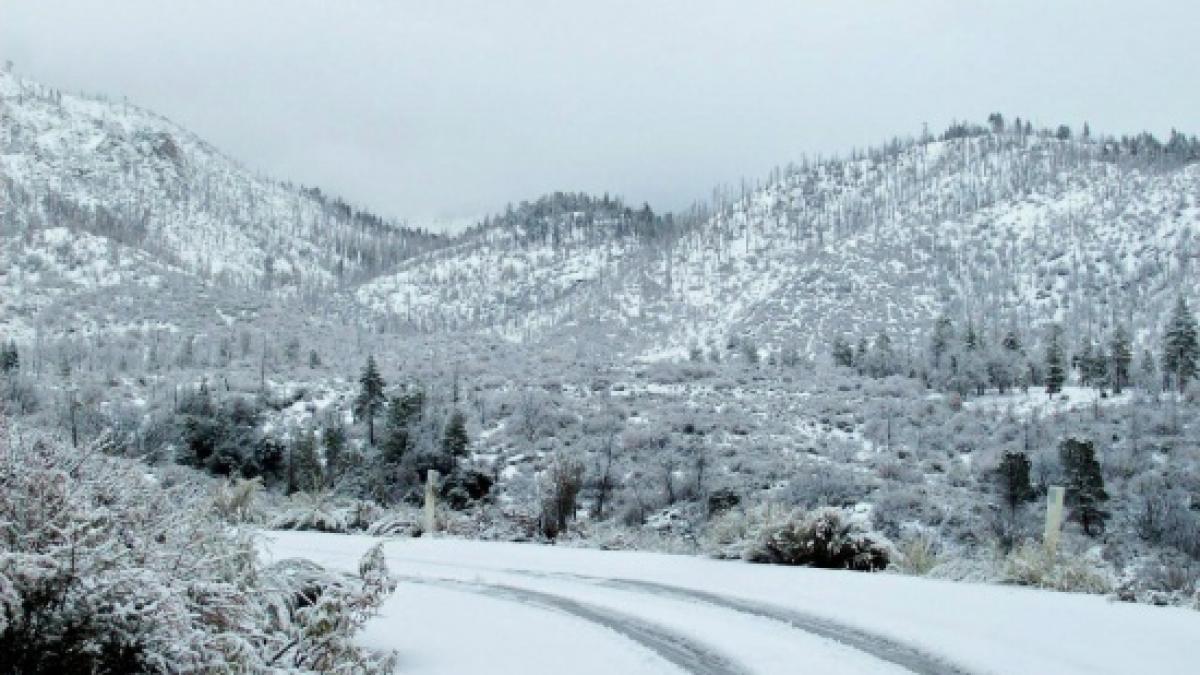 zapada de 30 de centimetri in arges traseele turistice au fost inchise