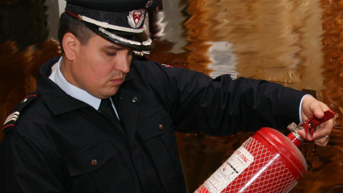 suspiciuni de frauda informatica la isu oricine putea sterge numele colectiv din softul institutiei