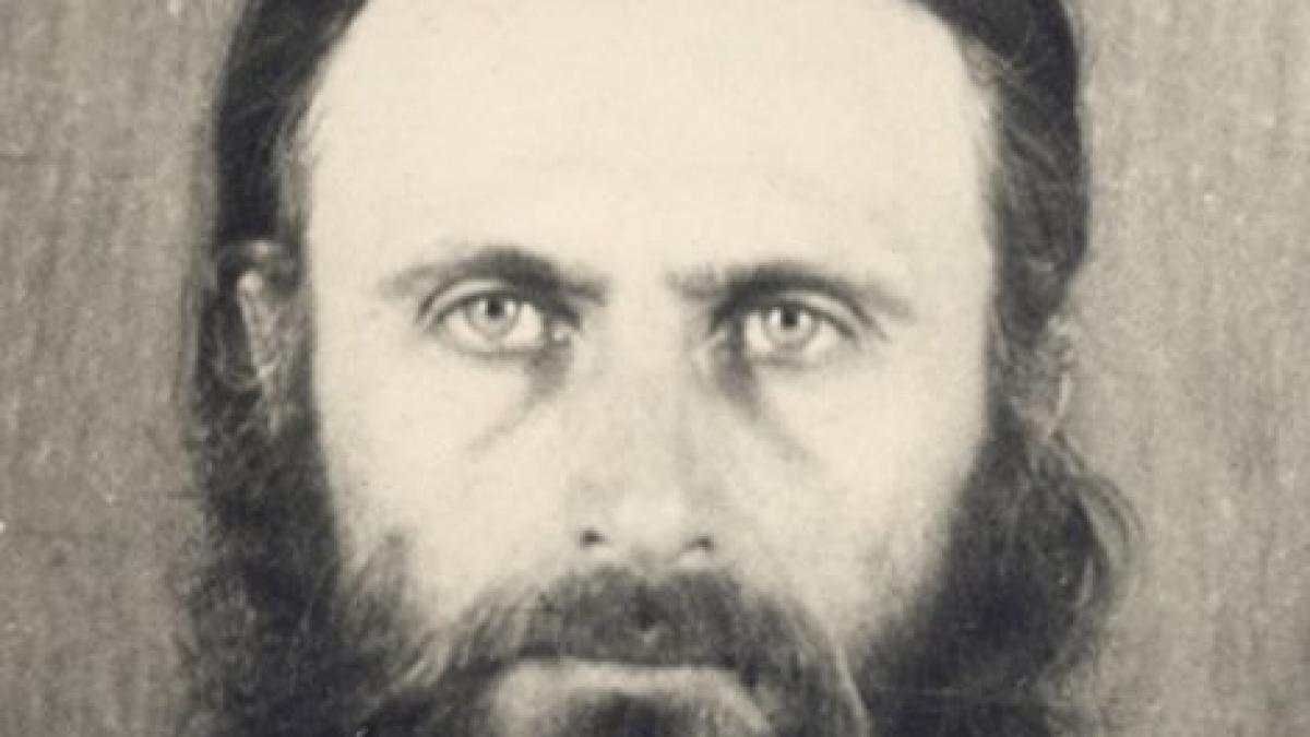 26 de ani de la moartea lui arsenie boca zecii de mii de pelerini sunt asteptati la manastirea