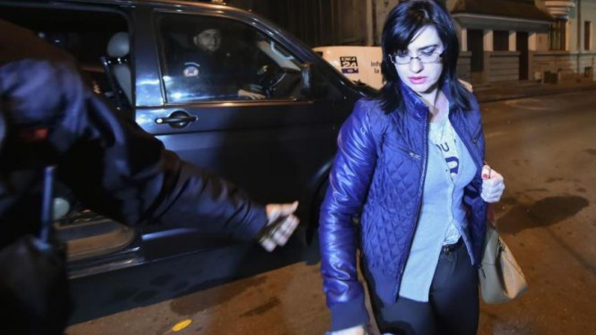 geanina terceanu spaga deghizare