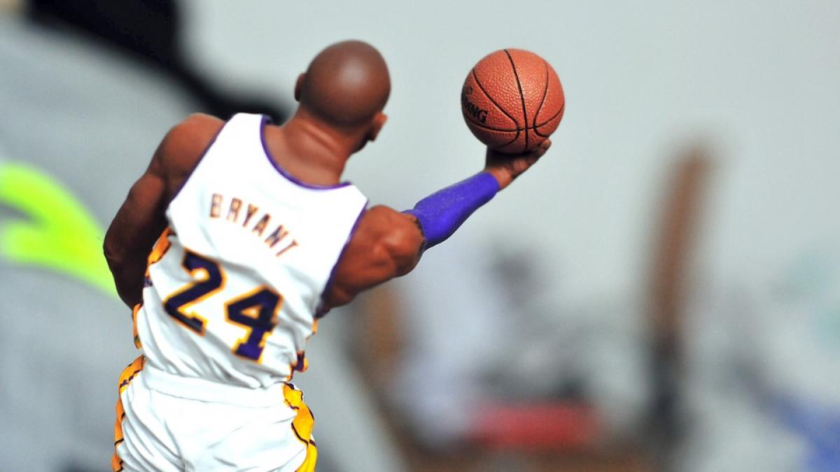 kobe bryant lakers retragere nba
