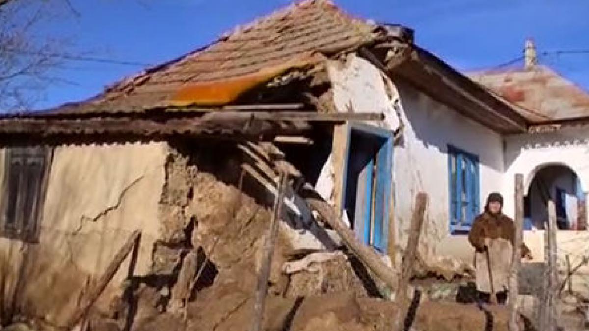 zeci de case inundate in judetul tulcea