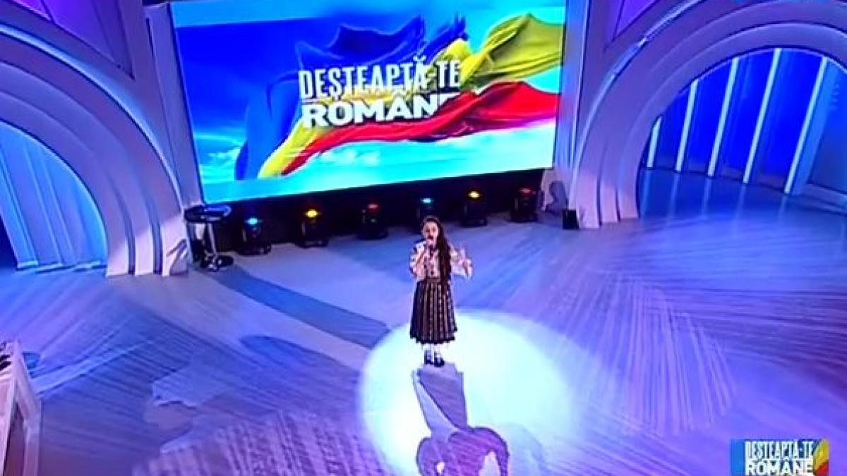 imnul national al romaniei in deschiderea editiei speciale de 1 decembrie de la antena 3