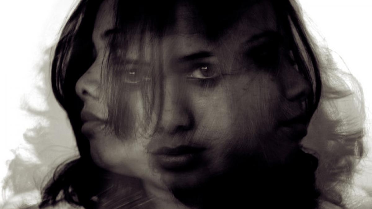 o femeie oarba are personalitati multiple unele dintre ele pot vedea