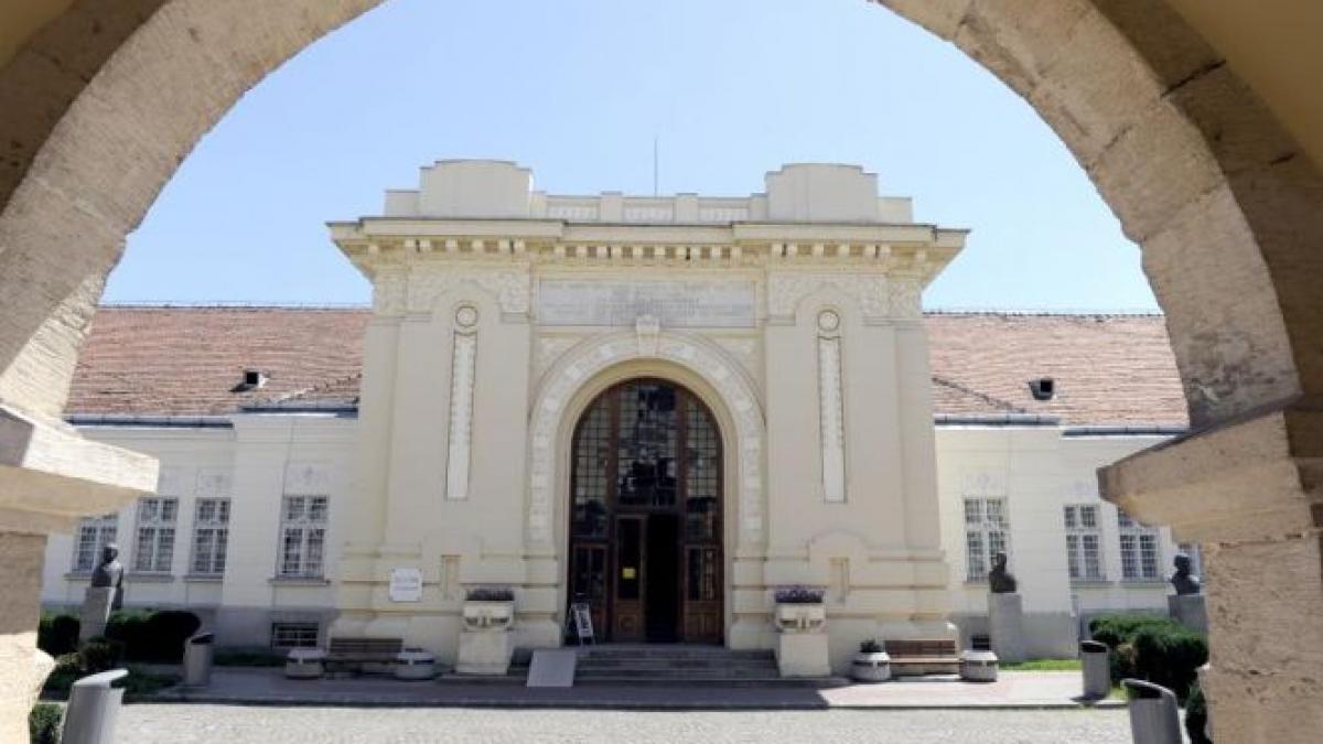 un monument simbol pentru istoria romaniei in paragina costurile renovarii se ridica la un milion