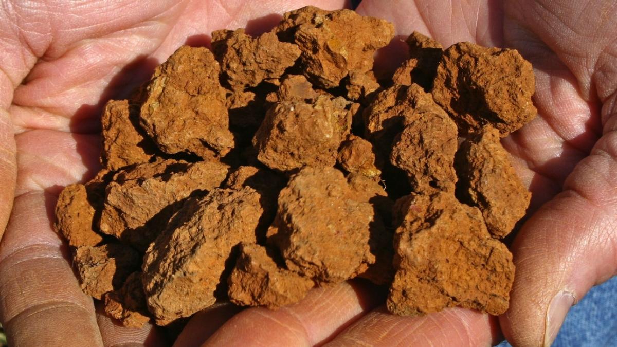 locul in care oamenii au inceput sa manance argila de foame