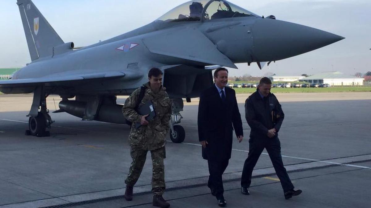 marea britanie aproba lansarea raidurilor aeriene impotriva isis in siria