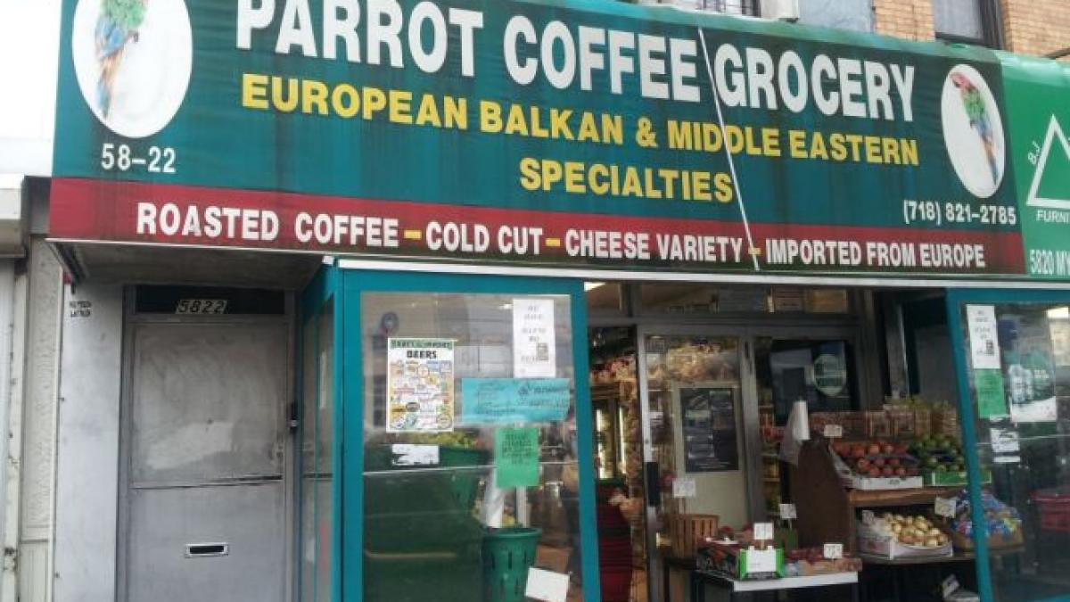produs in tara ta parrot coffee