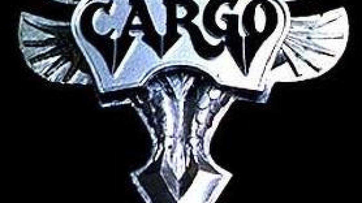 cargo decoratie iohannis presedinte rock