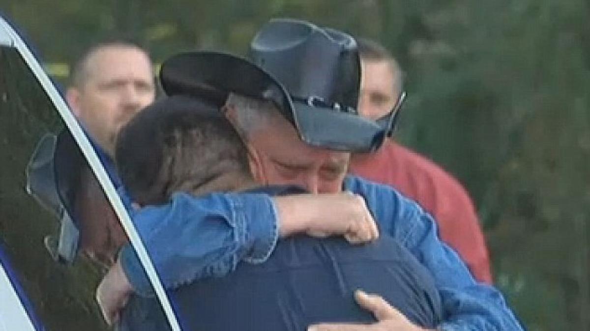 a mers in locul indicat de coordonatele gsp de pe telefonul fiului sau disparut socul pe care l a