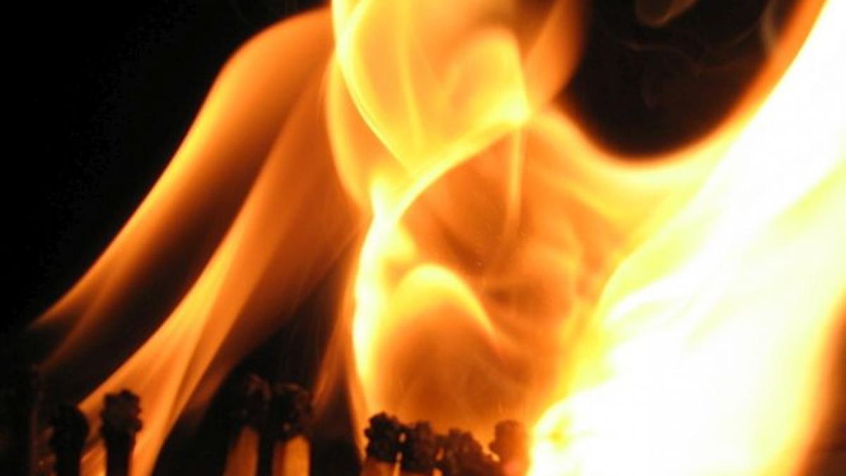 a oprit la o benzinarie si a filmat ceva ingrozitor nu credea ca un om este capabil de asa ceva