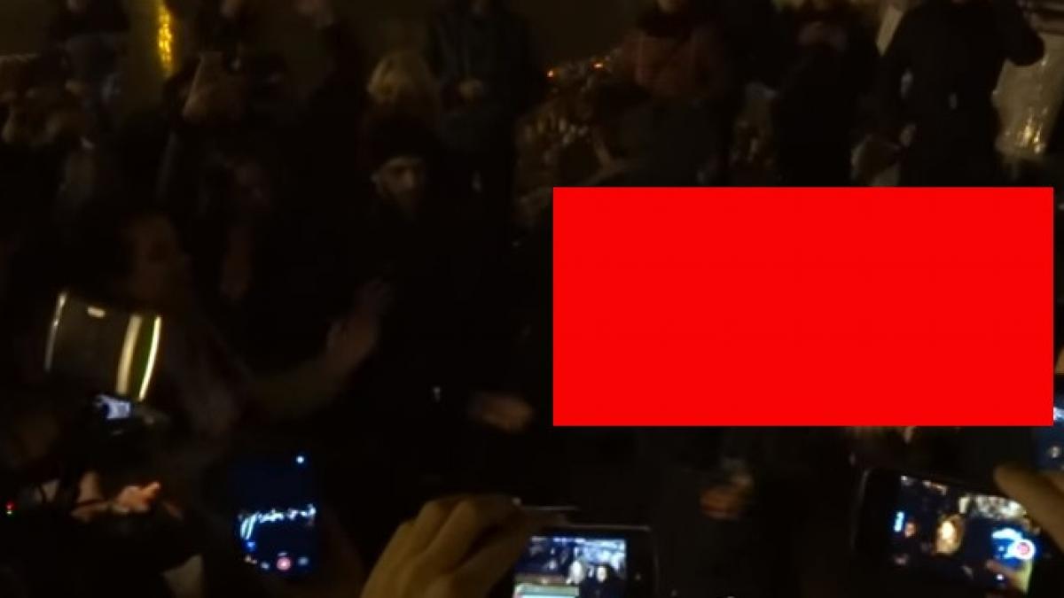 lumea a auzit o cantand la locul la care a avut loc masacrul nu le a venit sa creada ca e tocmai ea