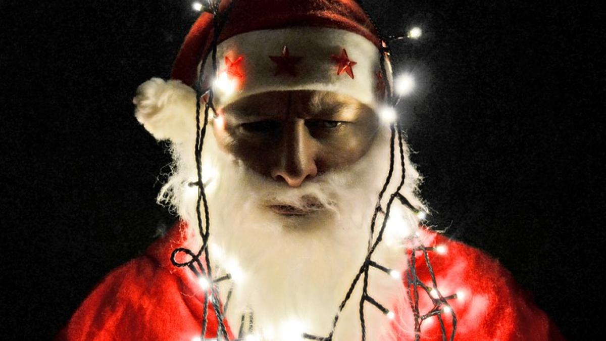 mos craciun are probleme cu politia la focsani