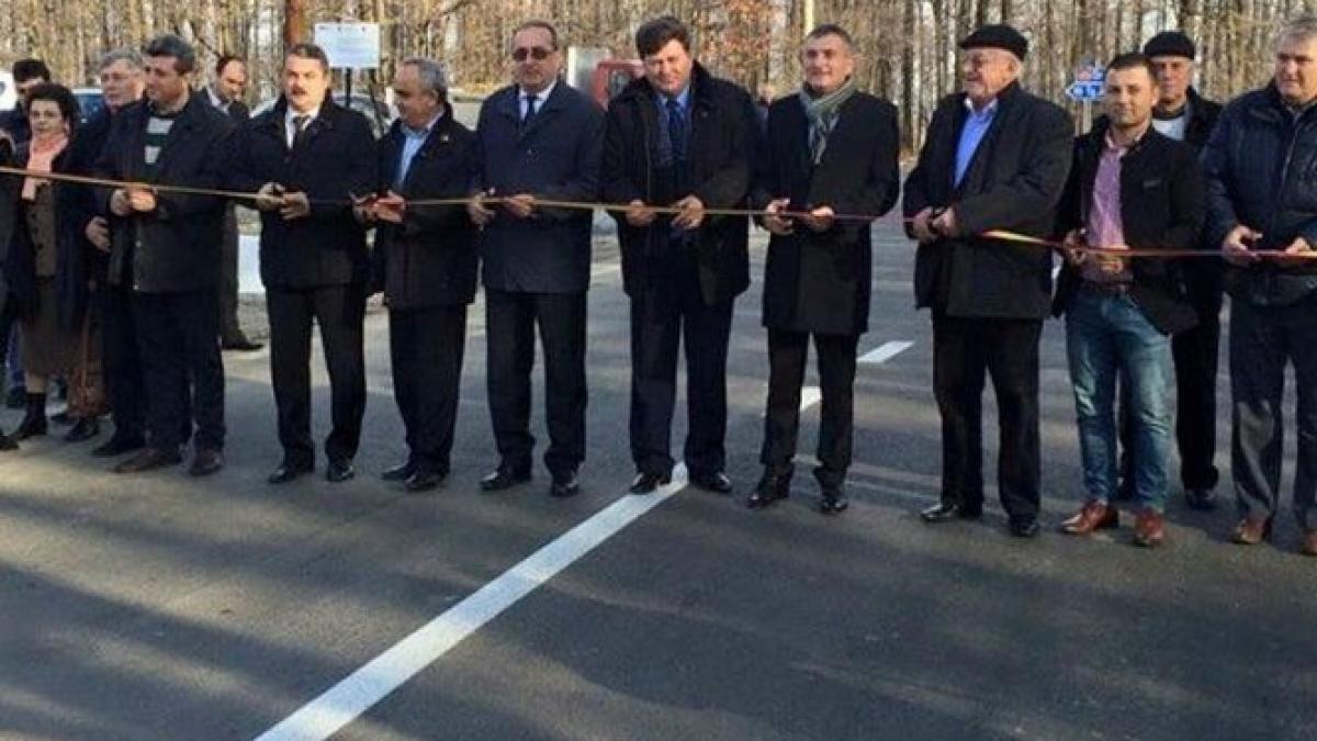 taietori de panglica inaugurare drum