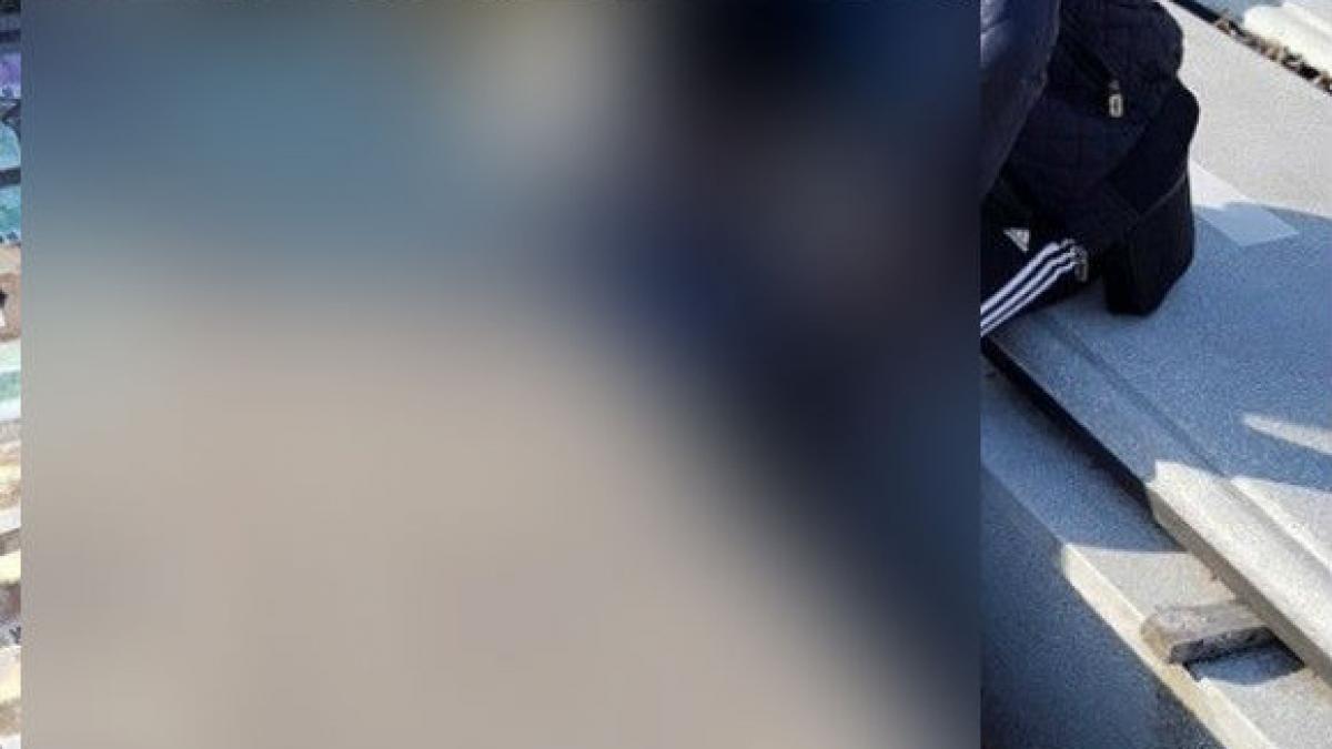 cum si a platit datoria un bucurestean fata de un prieten care a murit s a dus la mormant si