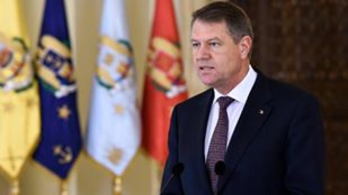 klaus iohannis atac voalat la traian basescu