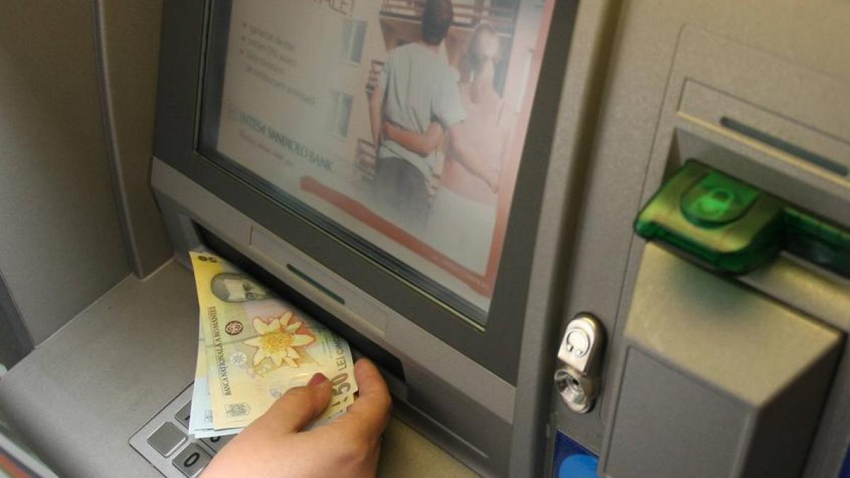 atentie reapar escrocheriile cu carduri bancare