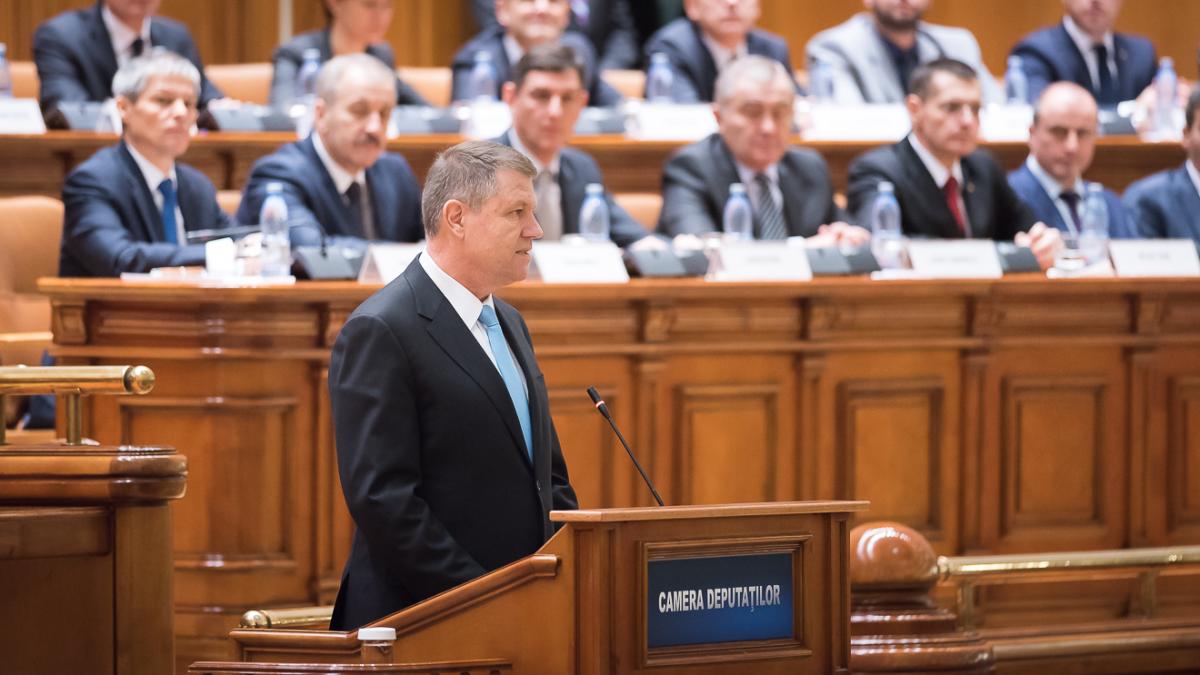 klaus iohannis trimite legea darii in plata inapoi in parlament