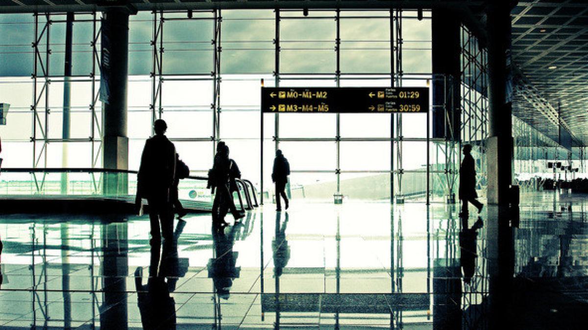 o mare agentie de turism are conturile blocate