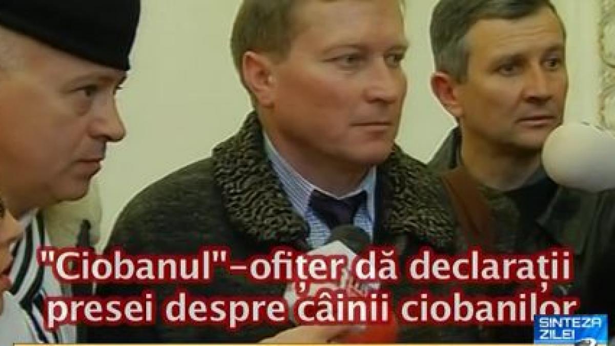 ofiter acoperit protest ciobani