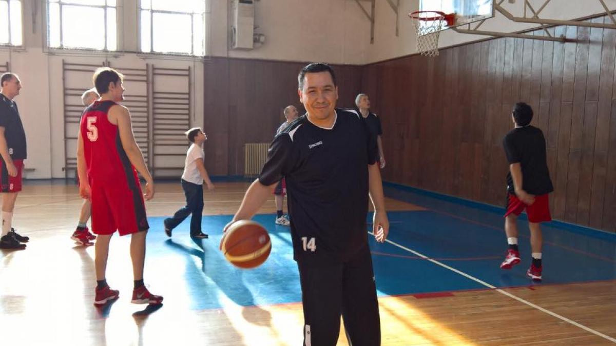 ponta baschet facebook premier teren