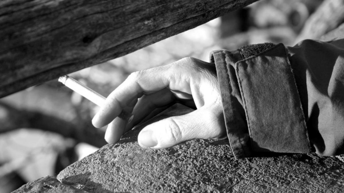 legea care interzice fumatul contestatie ccr