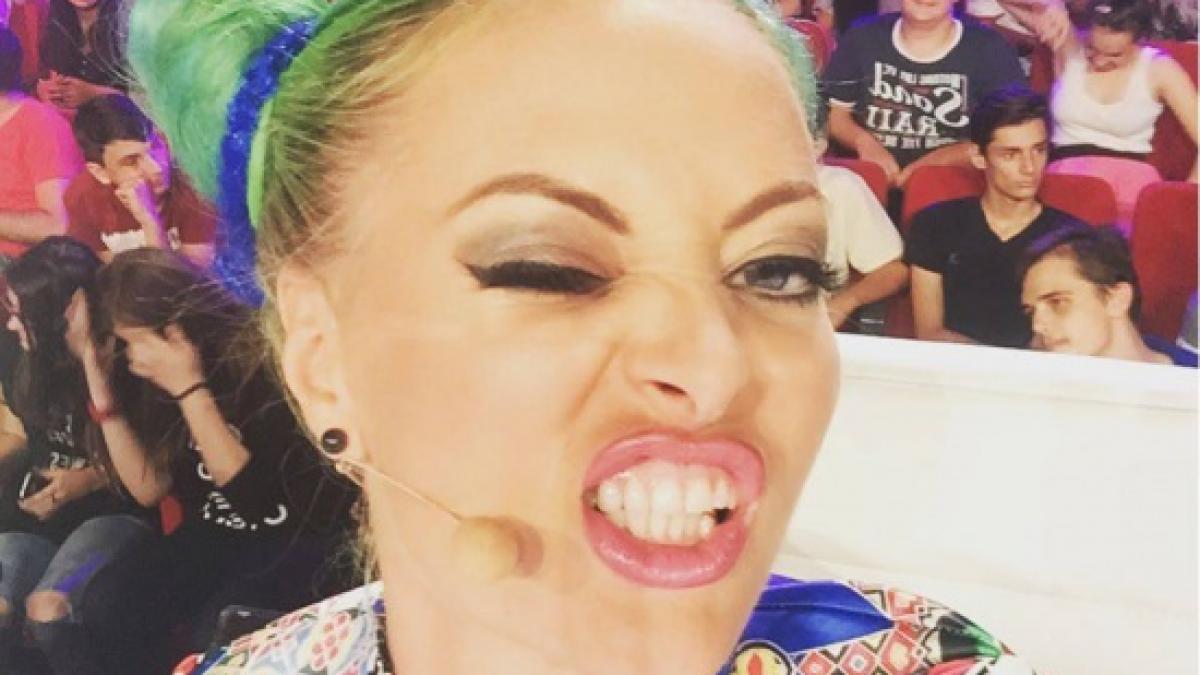 delia asa cum nu ai mai vazut o vreodata le a facut la toti pofta cu postarea asta pe instagram