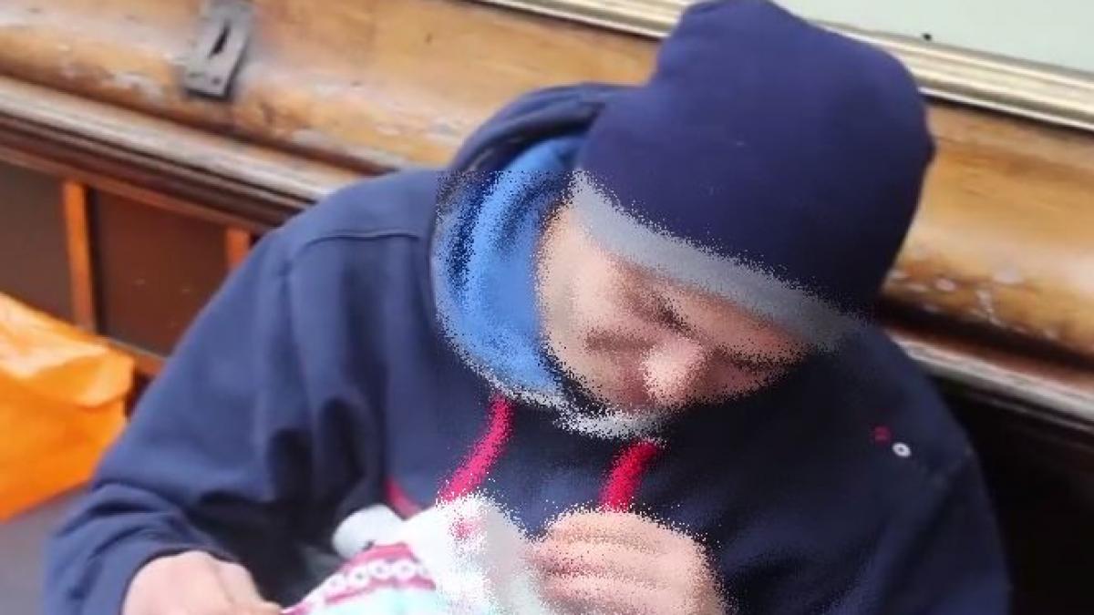 gestul facut de un musulman de craciun cum a reactionat dupa ce a vazut un cersetor roman pe strada