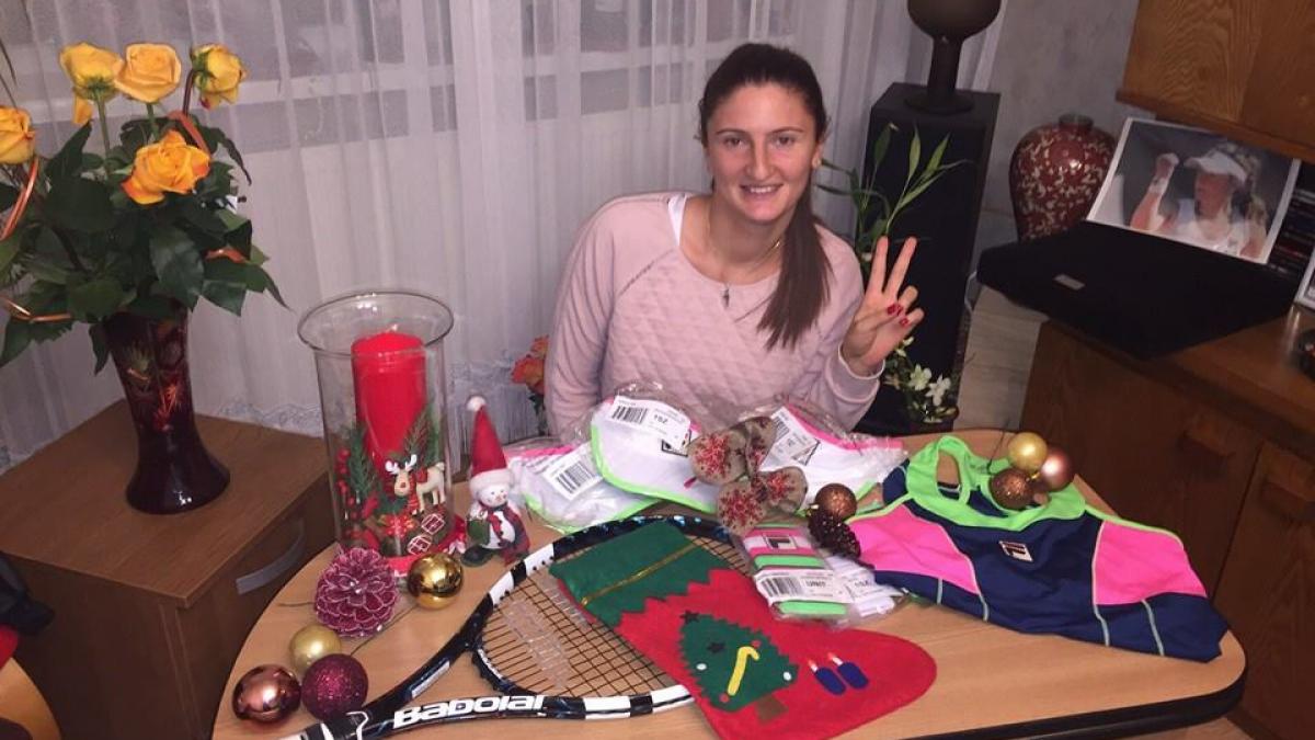 sarbatori fericite irina camelia begu gest minunat pentru fani de craciun
