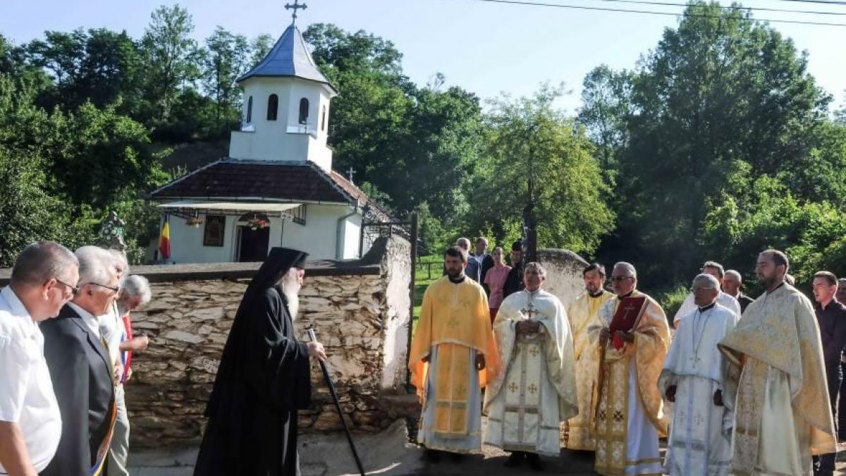 biserica planuieste sa schimbe constitutia