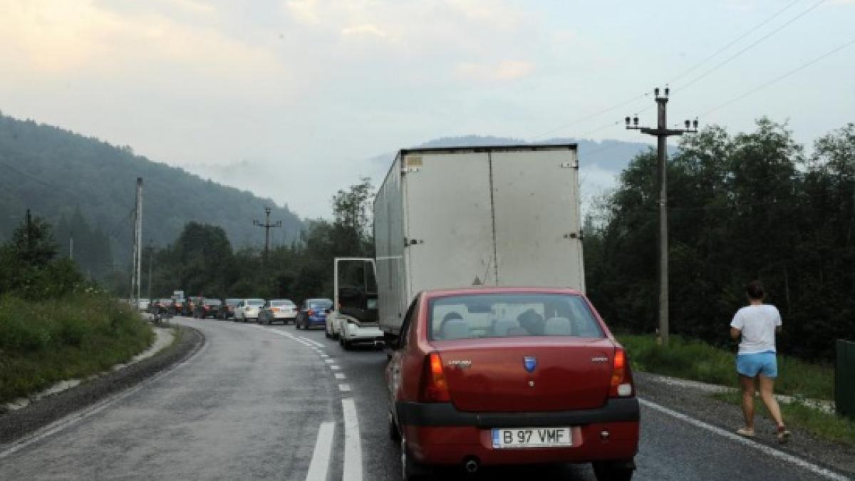 trafic valea prahovei aglomeratie rute ocolitoare