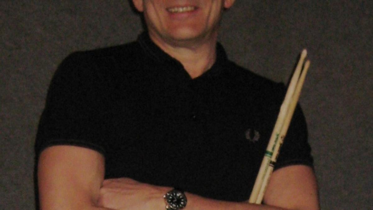 cel mai mare baterist al lumii a murit