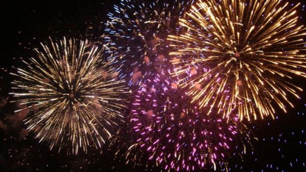 mesaje de anul nou cele mai potrivite mesaje de anul nou nu iti irita prietenii cu mesaje